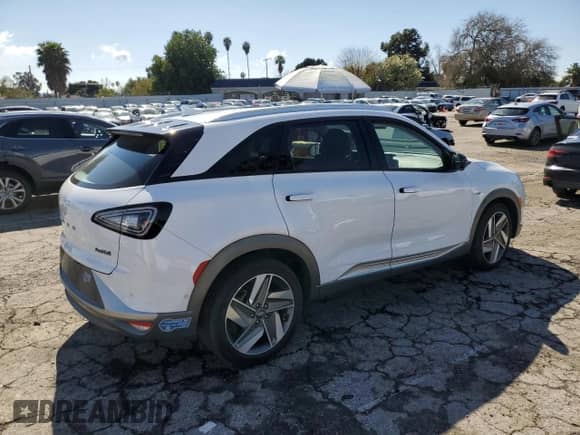2020 Hyundai NEXO Limited с VIN KM8J84A6XLU007988, выставлен на аукционе Copart как лот 44011564 с пробегом 37 029 миль миль и Списание • Salvage title. История ставок и продаж доступна на DreamBid. Изображение 3.