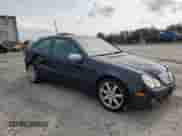 2005 Mercedes-Benz C 230 Kompressor z VIN WDBRN40J95A754300, wystawiony jako Copart lot #67996515 z przebiegiem 123 897 mil mil oraz Szkoda całkowita • Salvage title. Historia ofert i sprzedaży dostępna na DreamBid. Obrazek 4.