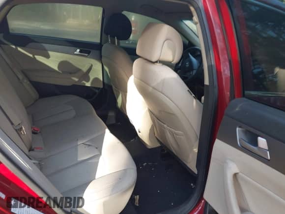 2016 Hyundai Sonata SE с VIN KMHE24L16GA012388, выставлен на аукционе IAAI как лот 43366541 с пробегом 144 652 миль миль и . История ставок и продаж доступна на DreamBid. Изображение 8.