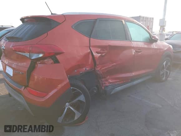 2017 Hyundai Tucson Eco с VIN KM8J33A21HU462158, выставлен на аукционе IAAI как лот 43088769 с пробегом 105 735 миль миль и . История ставок и продаж доступна на DreamBid. Изображение 4.