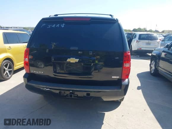 2011 Chevrolet Tahoe LS с VIN 1GNSCAE0XBR385166, выставлен на аукционе IAAI как лот 43385326 с пробегом 222 859 миль миль и . История ставок и продаж доступна на DreamBid. Изображение 16.