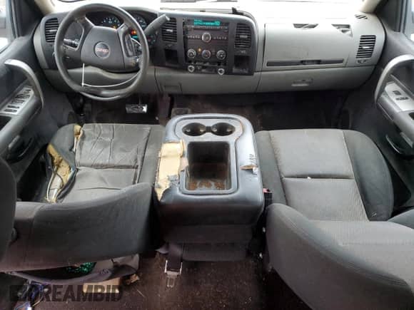 2008 GMC Sierra 1500 SL with VIN 2GTEK13C981310353, listed as a Copart auction lot 88558965 with 229,469 mi miles and Salvage title. Bid and sale history available at DreamBid. Image 8.