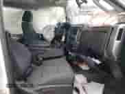 2019 Chevrolet Silverado 2500HD LT z VIN 1GC1KSEY3KF240538, wystawiony jako Copart lot #60036385 z przebiegiem Nie podano mil oraz Szkoda całkowita • Salvage title. Historia ofert i sprzedaży dostępna na DreamBid. Obrazek 7.