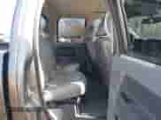 2008 Dodge 1500 SLT z VIN 1D7HA18278S596418, wystawiony jako IAAI lot #41620162 z przebiegiem 151 142 mil mil oraz . Historia ofert i sprzedaży dostępna na DreamBid. Obrazek 8.