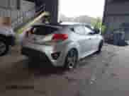 2013 Hyundai Veloster Turbo с VIN KMHTC6AE6DU079671, выставлен на аукционе IAAI как лот 43577765 с пробегом 139 477 миль миль и . История ставок и продаж доступна на DreamBid. Изображение 4.