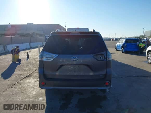 2011 Toyota Sienna SE with VIN 5TDXK3DC5BS064260, listed as a IAAI auction lot 41616160 with 98,505 mi miles and . Bid and sale history available at DreamBid. Image 17.