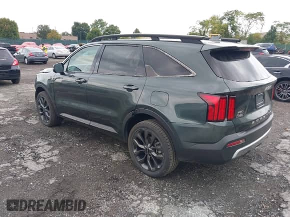2022 Kia Sorento SX with VIN 5XYRKDLF9NG075953, listed as a IAAI auction lot 40406528 with 100,146 mi miles and . Bid and sale history available at DreamBid. Image 3.