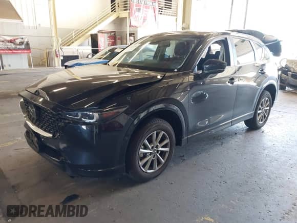 2024 Mazda CX-5 S Preferred z VIN JM3KFBCL3R0490818, wystawiony jako IAAI lot #43044758 z przebiegiem 12 065 mil mil oraz . Historia ofert i sprzedaży dostępna na DreamBid. Obrazek 17.
