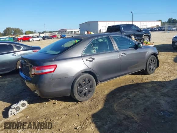2011 Toyota Camry LE with VIN 4T1BF3EK7BU639972, listed as a IAAI auction lot 43372403 with 213,003 mi miles and . Bid and sale history available at DreamBid. Image 4.
