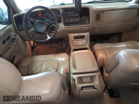 2002 Chevrolet Silverado 2500HD LT с VIN 1GCHK29192E224989, выставлен на аукционе Copart как лот 58627385 с пробегом 139 938 миль миль и Чистый • Clean title. История ставок и продаж доступна на DreamBid. Изображение 8.