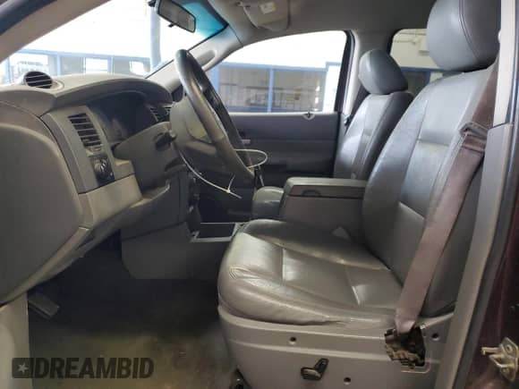 2004 Dodge Durango SLT z VIN 1D4HB48N84F193685, wystawiony jako Copart lot #82458985 z przebiegiem 244 694 mil mil oraz Szkoda całkowita • Salvage title. Historia ofert i sprzedaży dostępna na DreamBid. Obrazek 7.