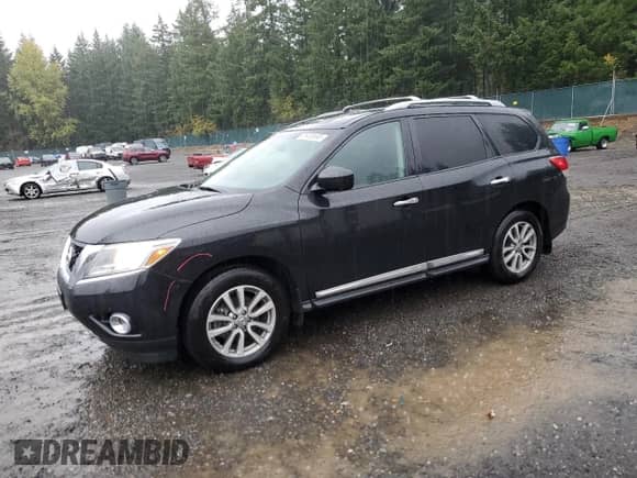 2015 Nissan Pathfinder SL with VIN 5N1AR2MM6FC647086, listed as a Copart auction lot 89498695 with 102,842 mi miles and Salvage title. Bid and sale history available at DreamBid. Image 1.