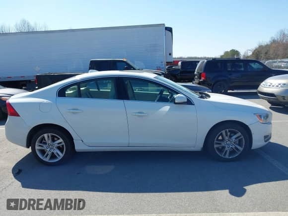 2015 Volvo S60 T5 Premier с VIN YV1612TB6F1306374, выставлен на аукционе IAAI как лот 41754953 с пробегом 117 508 миль миль и . История ставок и продаж доступна на DreamBid. Изображение 13.