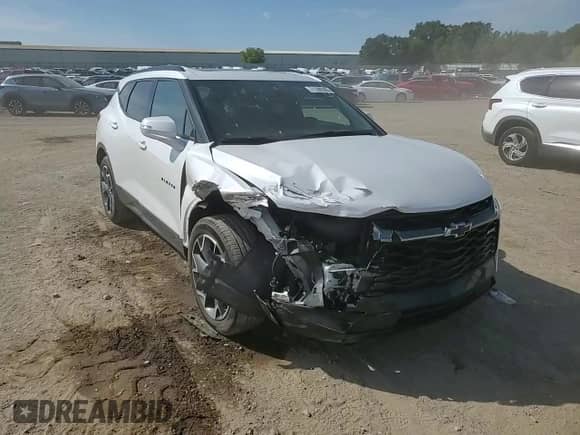 2021 Chevrolet Blazer RS z VIN 3GNKBKRS7MS507728, wystawiony jako Copart lot #71390395 z przebiegiem 68 004 mil mil oraz Nie do naprawy • Non repairable. Historia ofert i sprzedaży dostępna na DreamBid. Obrazek 15.