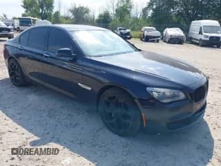 2013 BMW 7 Series 750i xDrive с VIN WBAYB6C52DD224034, выставлен на аукционе IAAI как лот 42908453 с пробегом 161 995 миль миль и . История ставок и продаж доступна на DreamBid. Изображение 1.