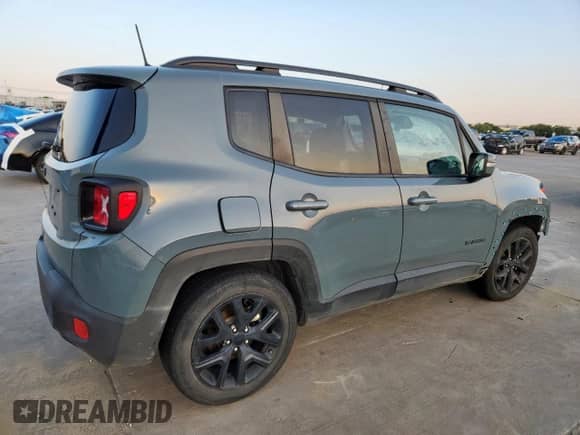 2018 Jeep Renegade Latitude with VIN ZACCJABB6JPH05525, listed as a Copart auction lot 71894825 with 56,774 mi miles and Salvage title. Bid and sale history available at DreamBid. Image 3.