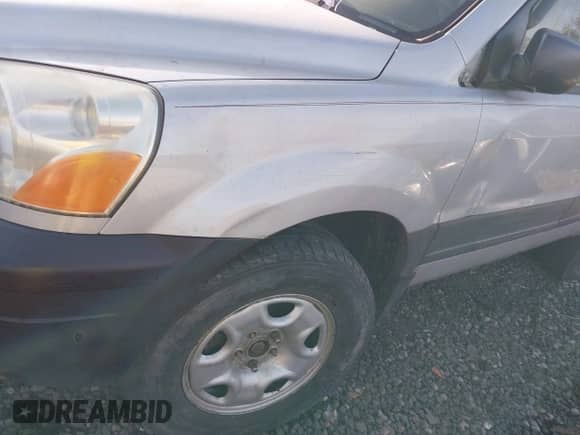 2003 Honda Pilot LX с VIN 2HKYF18183H571568, выставлен на аукционе IAAI как лот 42118572 с пробегом Не указан миль и . История ставок и продаж доступна на DreamBid. Изображение 6.
