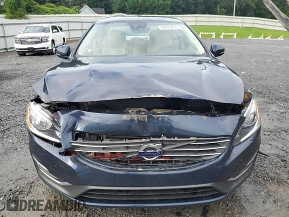 2015 Volvo S60 T5 Drive-E Premier with VIN YV126MFK8F1337939, listed as a Copart auction lot 68280295 with Not provided miles and Salvage title. Bid and sale history available at DreamBid. Image 5.