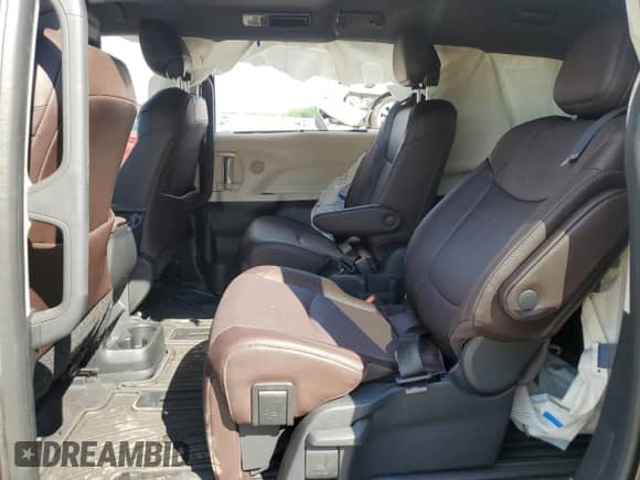 2022 Toyota Sienna Platinum с VIN 5TDERKECXNS117289, выставлен на аукционе Copart как лот 53491924 с пробегом 7 675 миль миль и Списание • Salvage title. История ставок и продаж доступна на DreamBid. Изображение 10.