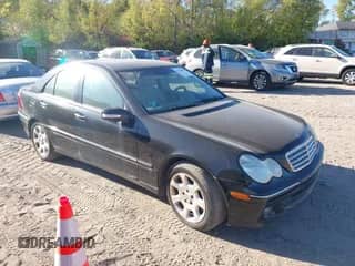 2006 Mercedes-Benz C 280 Luxury с VIN WDBRF87HX6F804858, выставлен на аукционе IAAI как лот 43366979 с пробегом 144 728 миль миль и . История ставок и продаж доступна на DreamBid. Изображение 1.