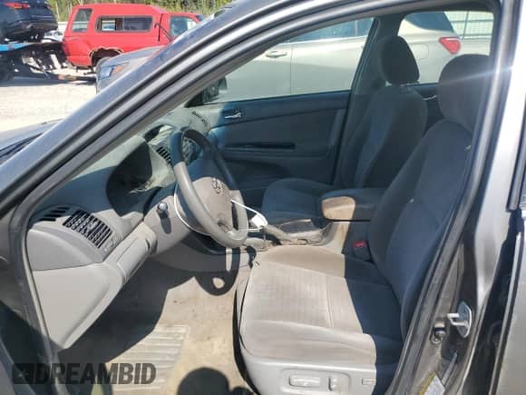 2005 Toyota Camry STD с VIN 4T1BE32K35U953999, выставлен на аукционе Copart как лот 71920495 с пробегом 264 039 миль миль и Списание • Salvage title. История ставок и продаж доступна на DreamBid. Изображение 7.