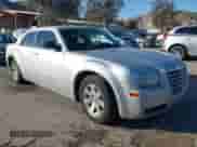2005 Chrysler 300 300 with VIN 2C3JA43R55H621034, listed as a IAAI auction lot 41642854 with 85,122 mi miles and . Bid and sale history available at DreamBid. Image 1.