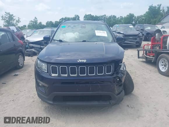 2019 Jeep Compass Latitude with VIN 3C4NJDBB2KT652939, listed as a IAAI auction lot 39583288 with 62,636 mi miles and . Bid and sale history available at DreamBid. Image 12.
