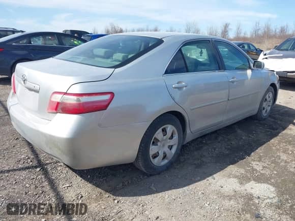 2007 Toyota Camry CE с VIN 4T1BE46K27U007427, выставлен на аукционе IAAI как лот 41839451 с пробегом 238 236 миль миль и . История ставок и продаж доступна на DreamBid. Изображение 4.