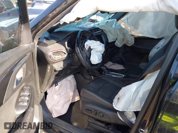 2022 Chevrolet TrailBlazer RS with VIN KL79MTSL1NB106972, listed as a IAAI auction lot 42035610 with 65,160 mi miles and . Bid and sale history available at DreamBid. Image 5.
