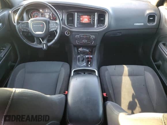 2015 Dodge Charger SE with VIN 2C3CDXBG8FH745401, listed as a Copart auction lot 82486635 with 177,969 mi miles and Clean title. Bid and sale history available at DreamBid. Image 8.