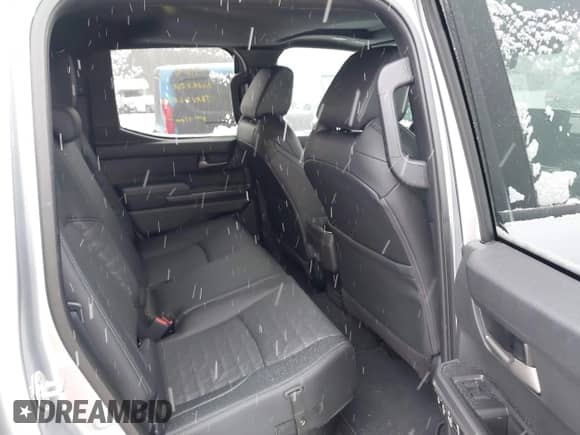 2024 Toyota Tacoma SR5 with VIN 3TMLB5JN6RM018639, listed as a IAAI auction lot 41251861 with 10,088 mi miles and . Bid and sale history available at DreamBid. Image 8.