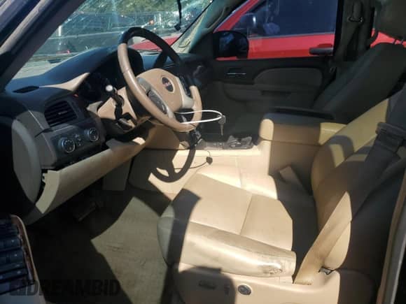 2013 GMC Sierra 1500 SLT z VIN 3GTP2WE70DG205210, wystawiony jako Copart lot #84760115 z przebiegiem 174 491 mil mil oraz Szkoda całkowita • Salvage title. Historia ofert i sprzedaży dostępna na DreamBid. Obrazek 7.