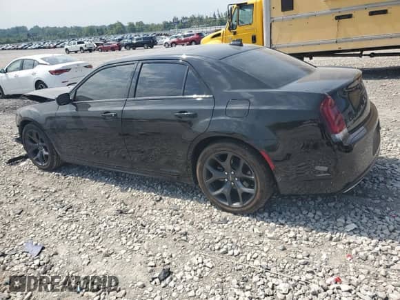 2020 Chrysler 300 Touring L с VIN 2C3CCAAG3LH250083, выставлен на аукционе Copart как лот 69109675 с пробегом 36 508 миль миль и Списание • Salvage title. История ставок и продаж доступна на DreamBid. Изображение 2.