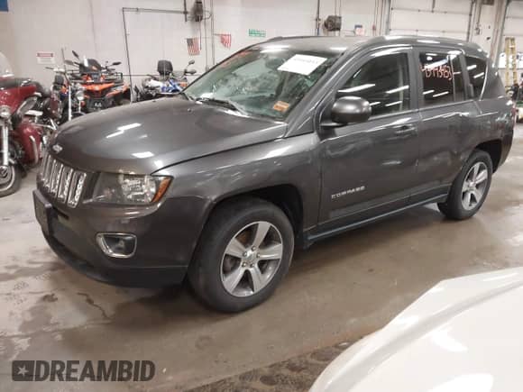 2016 Jeep Compass High Altitude с VIN 1C4NJDEB7GD791828, выставлен на аукционе IAAI как лот 43443453 с пробегом 131 495 миль миль и . История ставок и продаж доступна на DreamBid. Изображение 2.