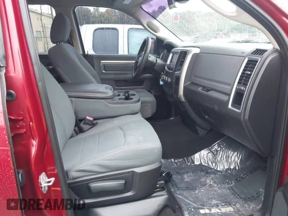2015 Ram 1500 SLT z VIN 1C6RR6GG8FS674677, wystawiony jako IAAI lot #43548789 z przebiegiem 206 330 mil mil oraz . Historia ofert i sprzedaży dostępna na DreamBid. Obrazek 5.