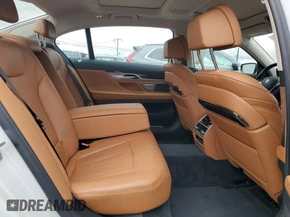 2020 BMW 7 Series 740i with VIN WBA7T2C05LGL17231, listed as a Copart auction lot 48992785 with 55,669 mi miles and Salvage title. Bid and sale history available at DreamBid. Image 10.