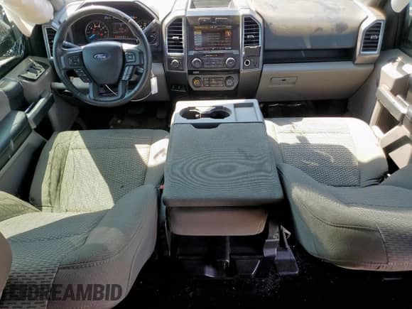 2015 Ford F-150 XL с VIN 1FTEW1CG6FKF16248, выставлен на аукционе Copart как лот 83813955 с пробегом 152 515 миль миль и Списание • Salvage title. История ставок и продаж доступна на DreamBid. Изображение 8.