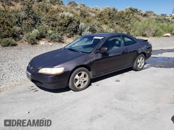1999 Honda Accord EX with VIN 1HGCG2259XA002378, listed as a Copart auction lot 60818205 with 272,058 mi miles and Salvage title. Bid and sale history available at DreamBid. Image 1.