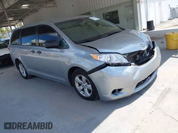 2015 Toyota Sienna L with VIN 5TDZK3DCXFS607178, listed as a IAAI auction lot 42868518 with 318,805 mi miles and . Bid and sale history available at DreamBid. Image 1.