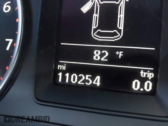 2016 Volkswagen Tiguan S z VIN WVGAV7AX1GW043758, wystawiony jako IAAI lot #43367245 z przebiegiem 110 254 mil mil oraz . Historia ofert i sprzedaży dostępna na DreamBid. Obrazek 15.