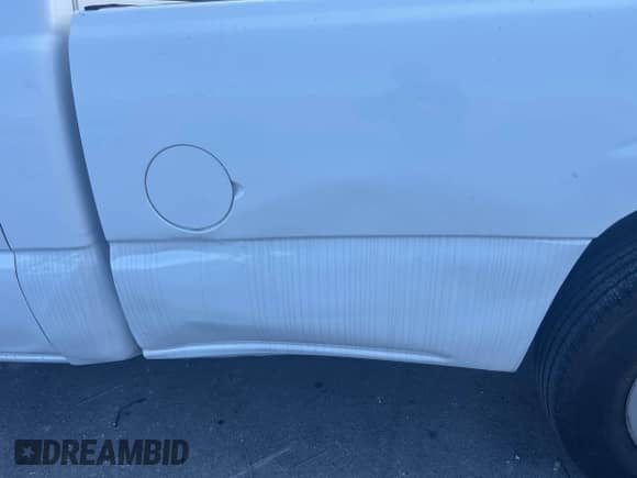 2005 Chevrolet Silverado 1500 Work Truck с VIN 1GCEC14V75Z282858, выставлен на аукционе IAAI как лот 43521553 с пробегом 133 656 миль миль и . История ставок и продаж доступна на DreamBid. Изображение 6.