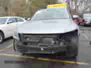 2020 Volkswagen Tiguan S с VIN 3VV1B7AX3LM127590, выставлен на аукционе IAAI как лот 40852532 с пробегом 62 465 миль миль и . История ставок и продаж доступна на DreamBid. Изображение 6.