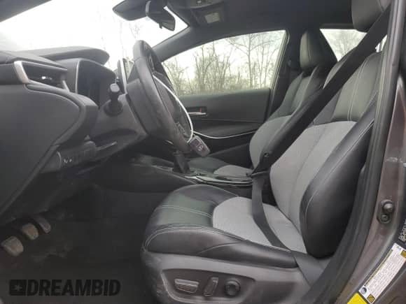 2021 Toyota Corolla XSE with VIN JTNA4MBE0M3133124, listed as a Copart auction lot 49641355 with 46,239 mi miles and Salvage title. Bid and sale history available at DreamBid. Image 7.