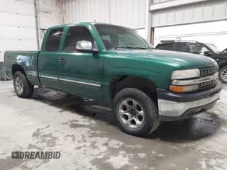 1999 Chevrolet Silverado 1500 LS with VIN 2GCEK19T7X1157333, listed as a IAAI auction lot 43221722 with Not provided miles and . Bid and sale history available at DreamBid. Image 1.