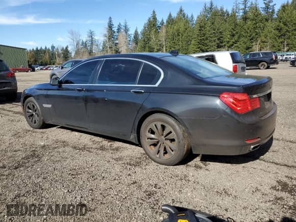 2012 BMW 7 Series 740Li with VIN WBAKB4C57CC577092, listed as a Copart auction lot 47455255 with 155,763 mi miles and Clean title. Bid and sale history available at DreamBid. Image 2.
