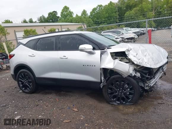2022 Chevrolet Blazer LT with VIN 3GNKBHR40NS172107, listed as a IAAI auction lot 42321050 with 43,998 mi miles and . Bid and sale history available at DreamBid. Image 13.