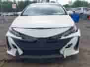 2018 Toyota Prius Plus z VIN JTDKARFP9J3098945, wystawiony jako IAAI lot #42471552 z przebiegiem 164 405 mil mil oraz . Historia ofert i sprzedaży dostępna na DreamBid. Obrazek 13.