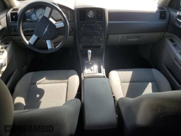 2006 Chrysler 300 with VIN 2C3KA43R56H470685, listed as a Copart auction lot 66457325 with 71,018 mi miles and Clean title. Bid and sale history available at DreamBid. Image 8.