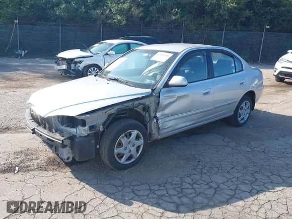 2004 Hyundai Elantra GLS with VIN KMHDN46D64U883987, listed as a IAAI auction lot 42949282 with 96,654 mi miles and . Bid and sale history available at DreamBid. Image 2.