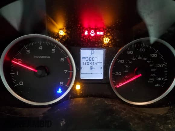 2015 Subaru Forester Premium z VIN JF2SJADC0FH477331, wystawiony jako Copart lot #89441595 z przebiegiem 130 434 mil mil oraz Czysty tytuł • Clean title. Historia ofert i sprzedaży dostępna na DreamBid. Obrazek 9.